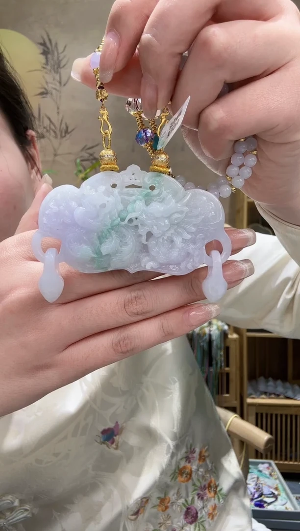 【闪购商品】翡翠颈饰未镶嵌吊坠