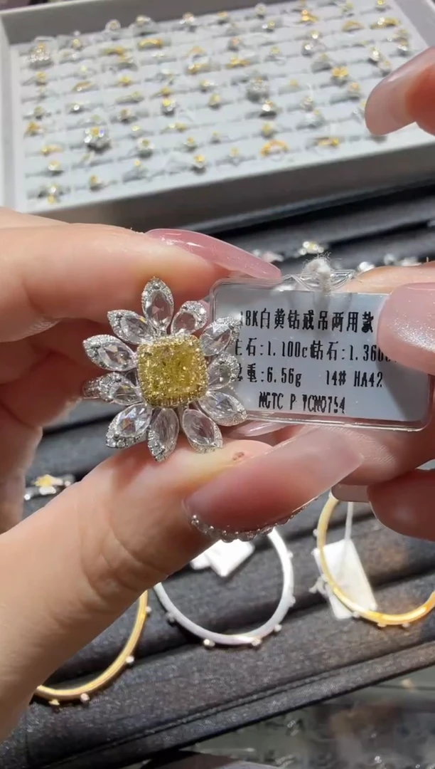 18K金镶嵌.钻石戒指cy