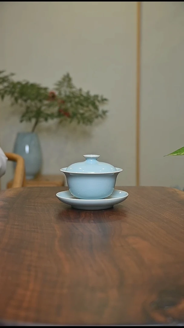 元宝盖碗 天青 微瑕 朱法喜手签款