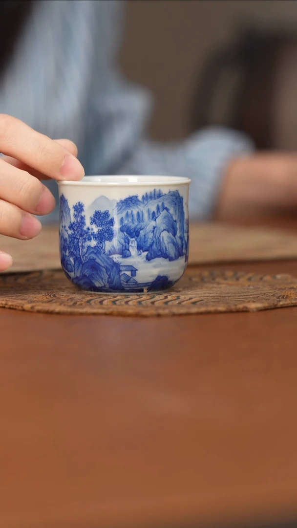 杯看山柴窑青花山水
