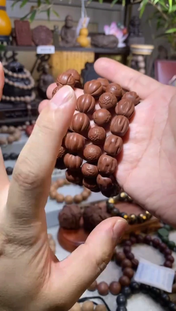 【闪购商品】泥塑大苏合喜字珠瑕疵手串