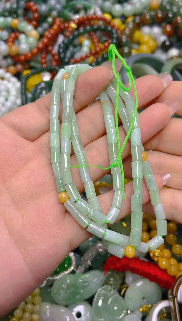 颈饰未镶嵌翡翠4mm