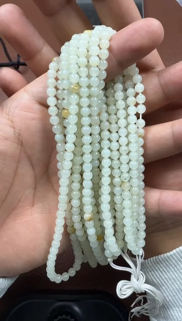 颈饰未镶嵌和田玉多样性发货，拍一发一