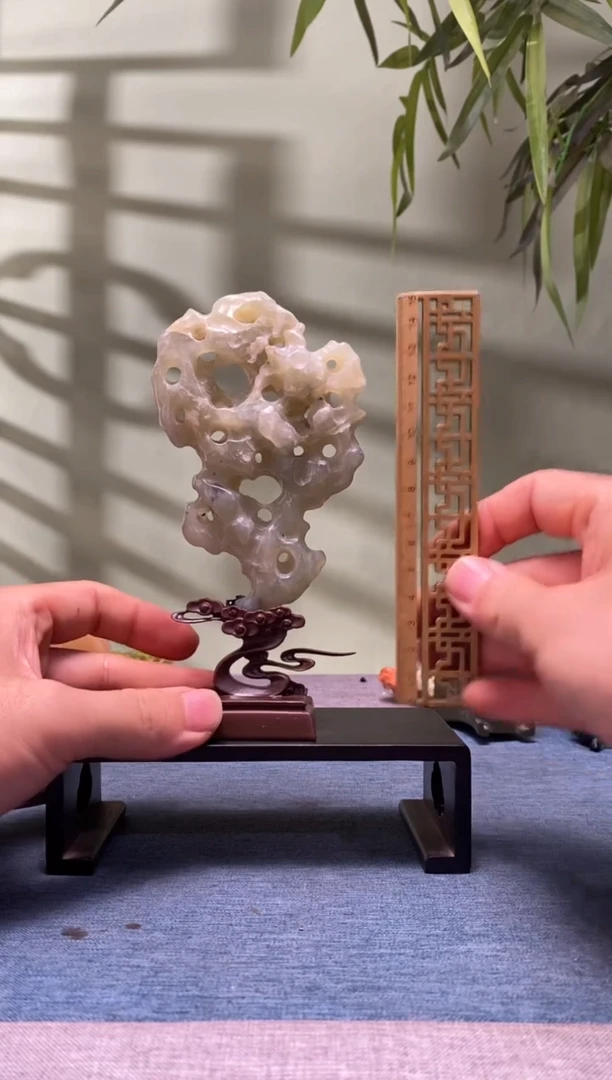 石材底座是树脂底座石头是辽宁石