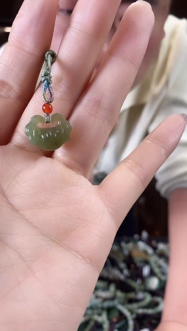 【闪购商品】和田玉颈饰未镶嵌多样性发货，拍一发一