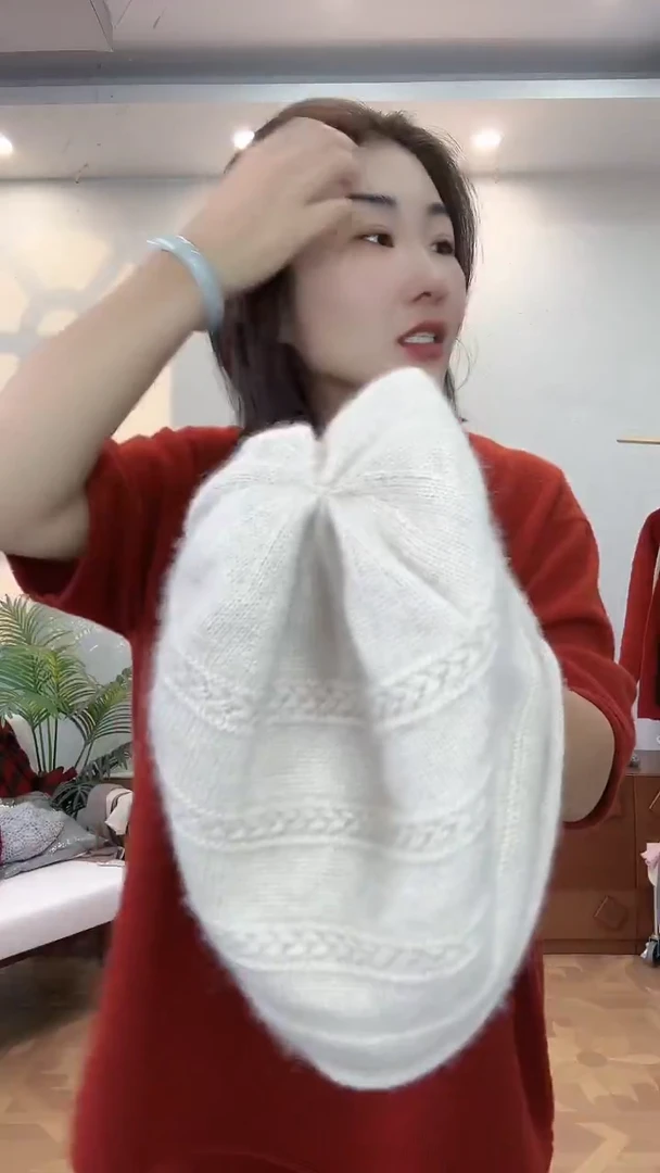 100%山羊绒帽子米色