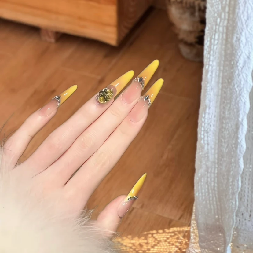 【琥珀奶咖】纯手工穿戴甲渐变法式美甲夏天高级感显白美甲穿戴甲片