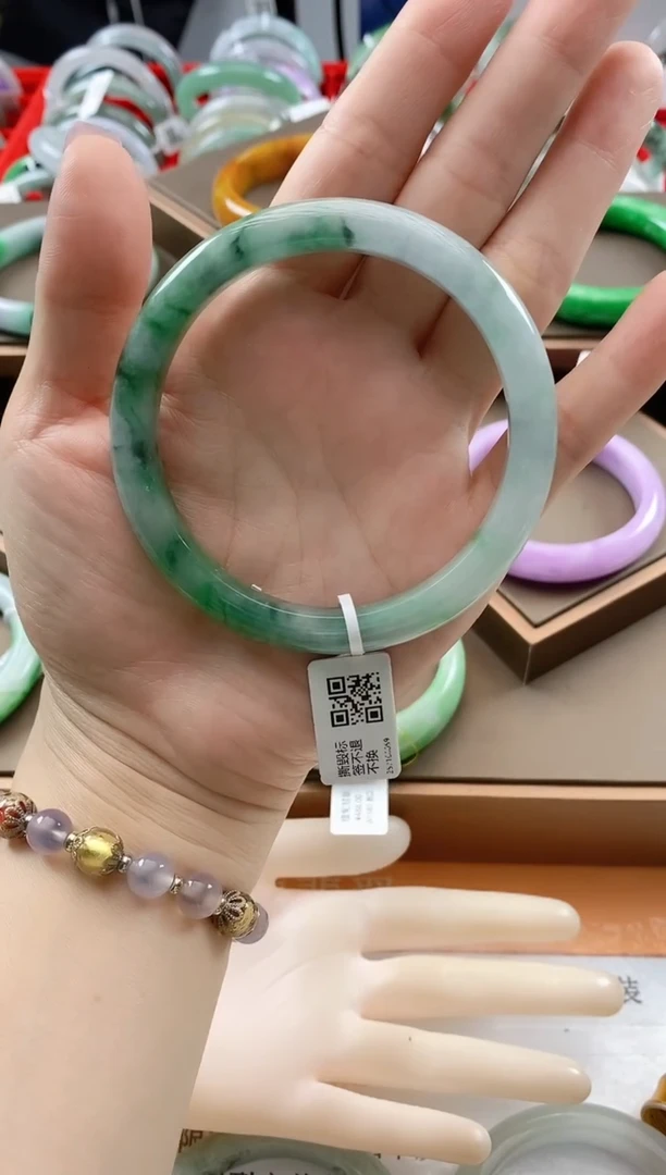 翡翠手镯未镶嵌缅甸翡翠w028