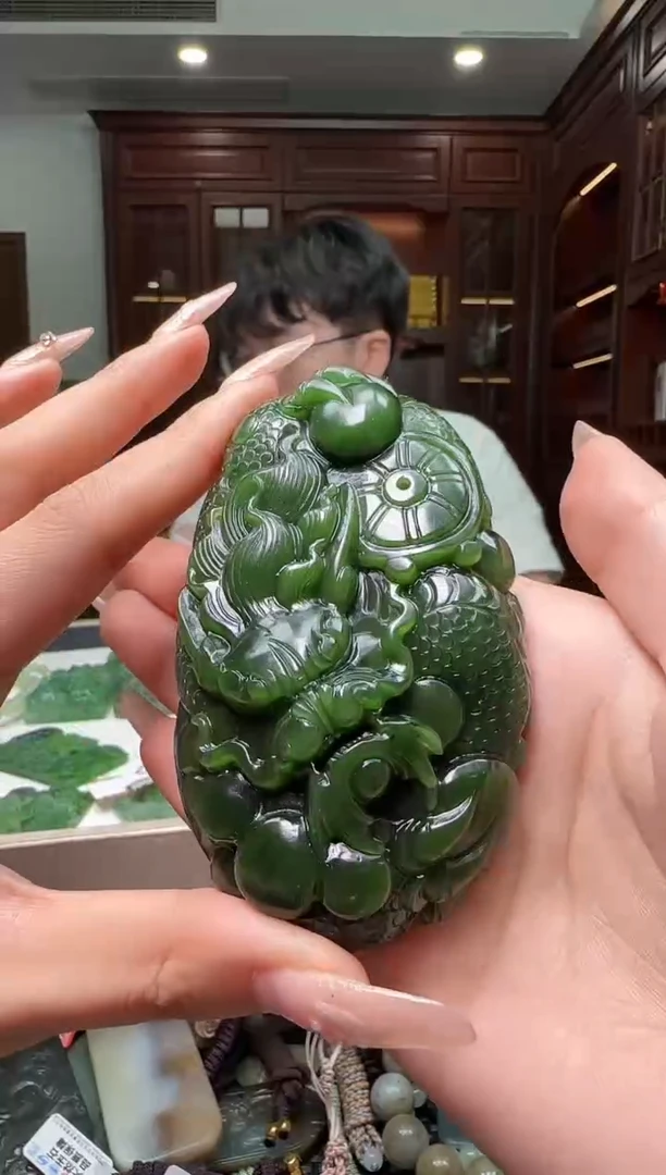 颈饰未镶嵌和田玉多样性发一