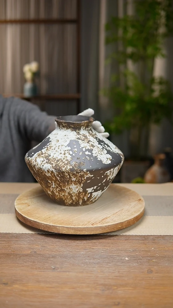 【闪购商品】陶瓷花器诧寂黑飞碟