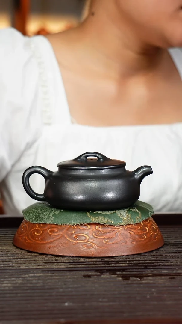 宜兴原矿紫砂壶茶壶宜兴原矿紫砂壶茶壶180C