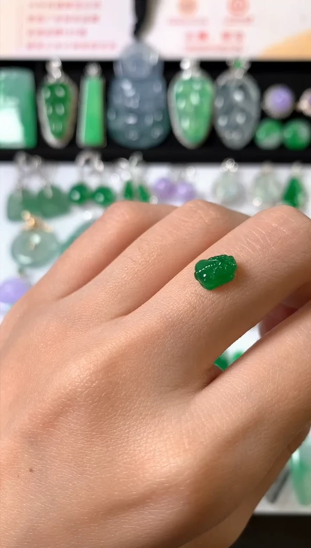 未镶嵌定制翡翠裸石（镶嵌定制）