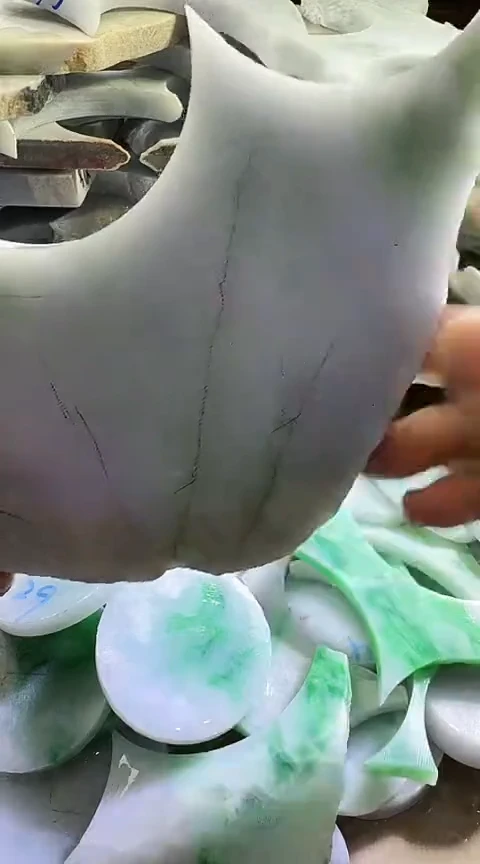 裸石翡翠缅甸翡翠A货花331