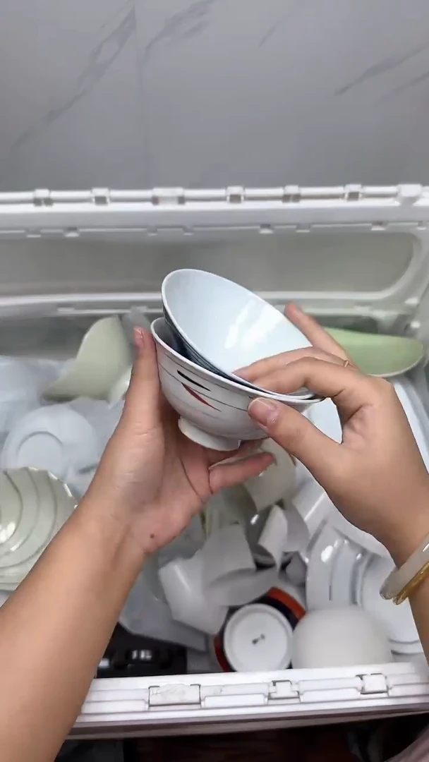 【闪购商品】548回流瓷器默认微瑕，18.8包邮