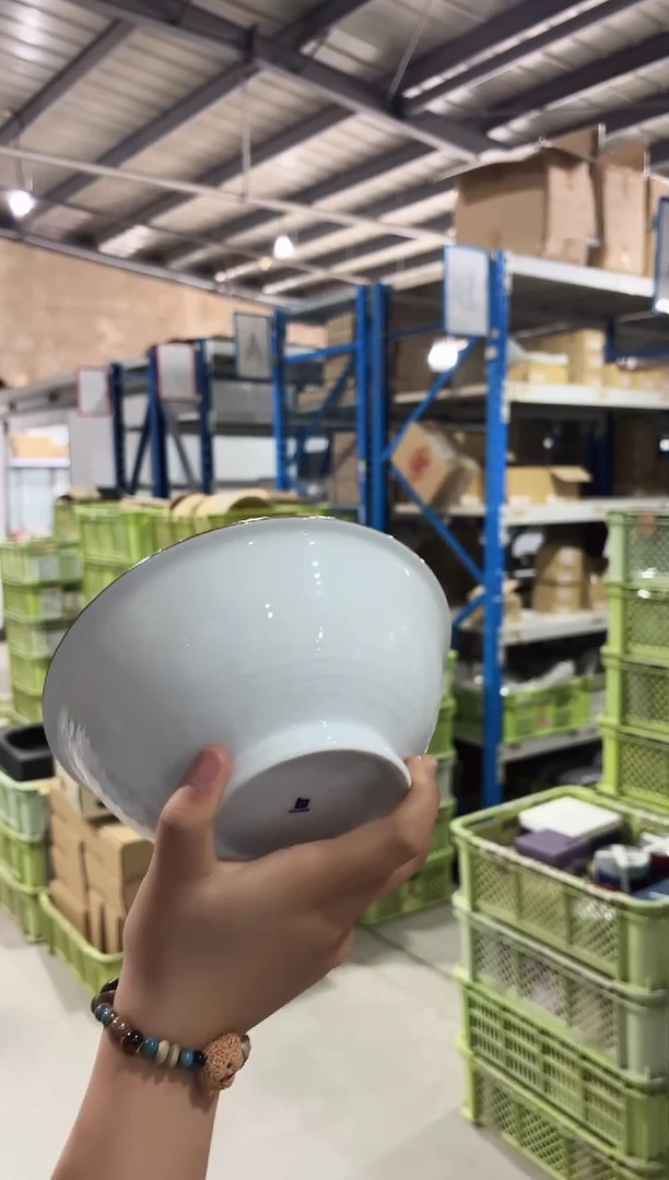 瓷白山　６寸反りめん丼白磁千段