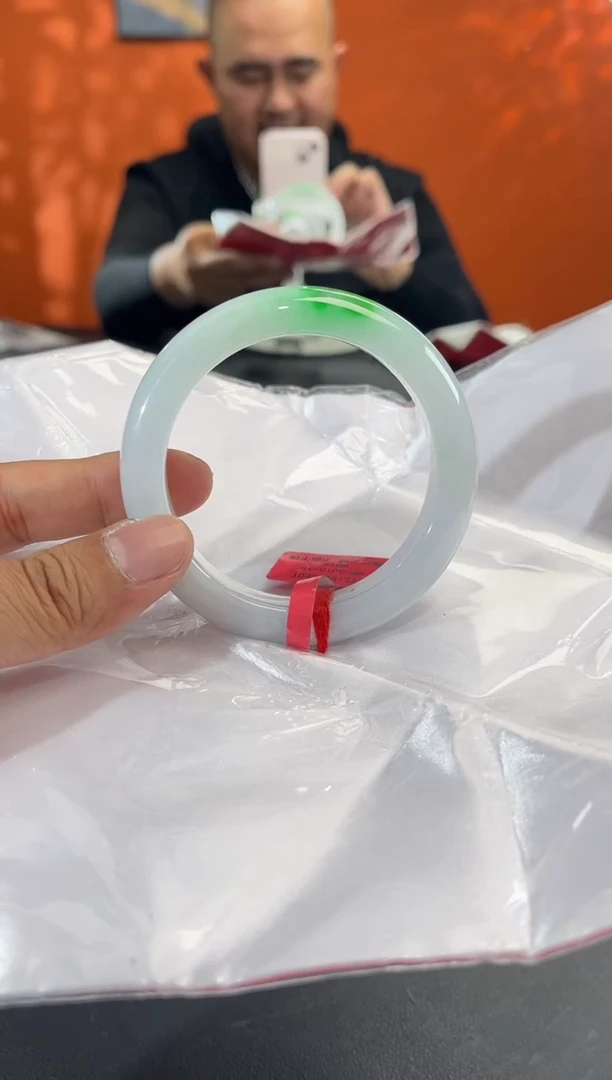 未镶嵌手镯翡翠雨**晴1  57