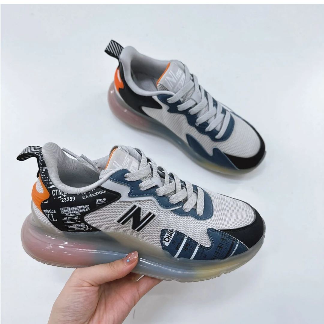 80056高端专享四季款舒适运动鞋浅灰/黑（成人运动鞋）