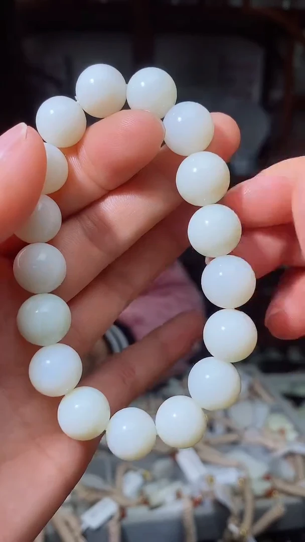 【闪购商品】和田玉手串未镶嵌卡12