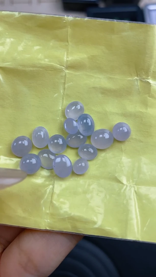 定制翡翠未镶嵌天然翡翠蛋面55