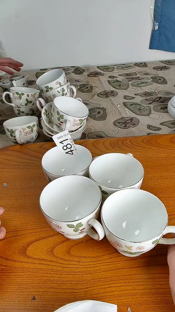 瓷片指*间小淼海外陶瓷工艺品