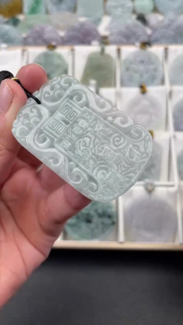 颈饰未镶嵌翡翠天然缅甸翡翠A货109