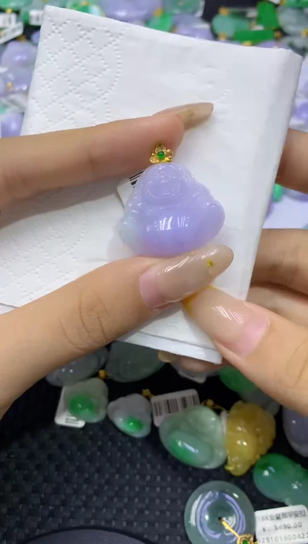 颈饰18K金镶嵌翡翠天然缅甸翡翠A货