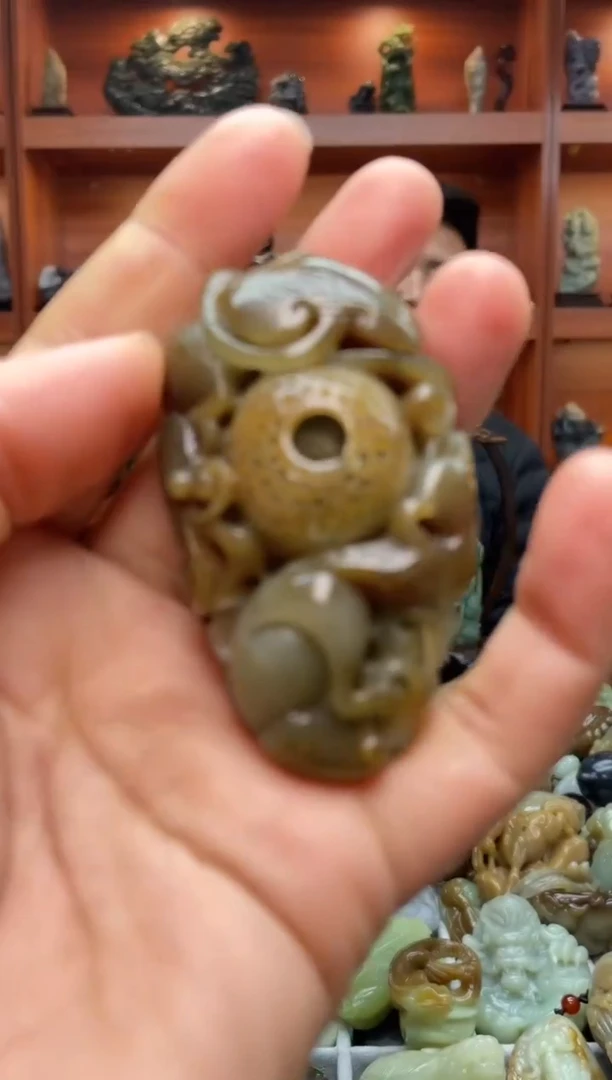 未镶嵌和田玉把件1