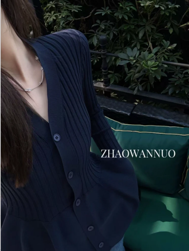 ZHAO WANNUO 丨 25早春设计感收腰开衫外套NC0080