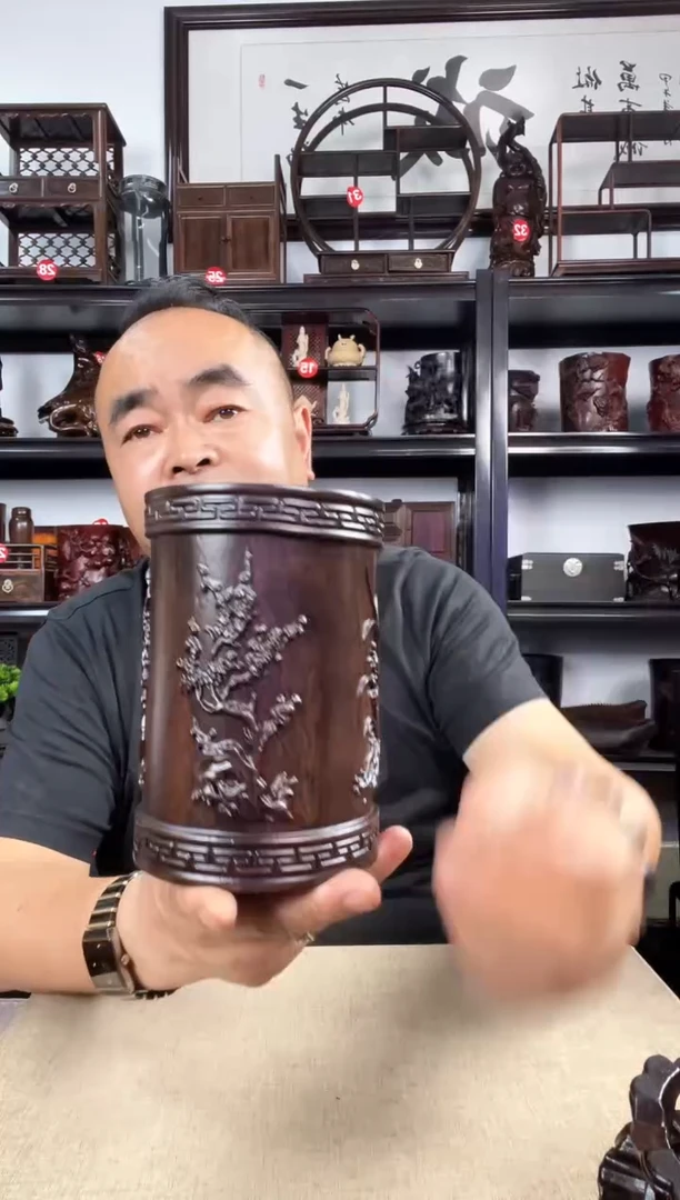 木梅兰竹菊笔筒老李红木工艺品
