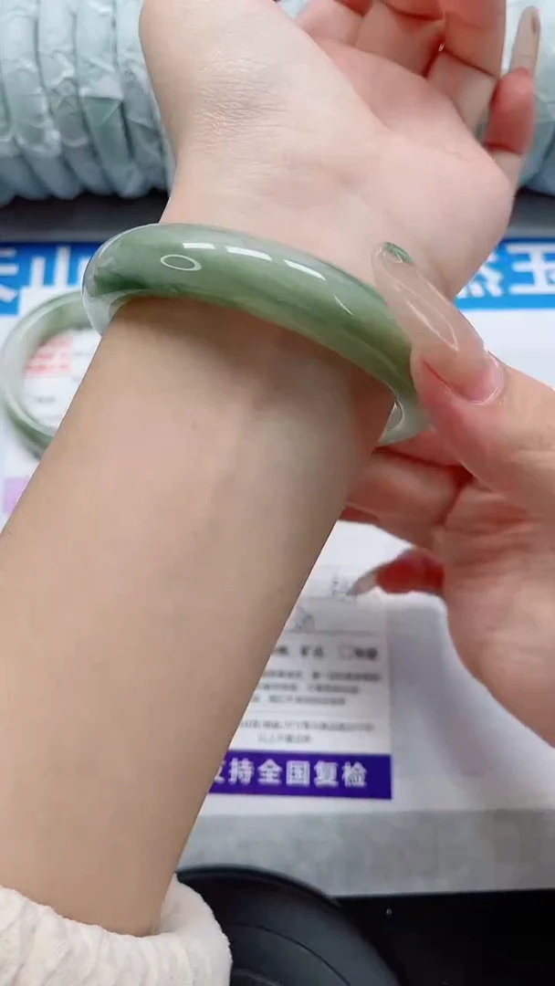 未镶嵌手镯石英质玉54-54/55