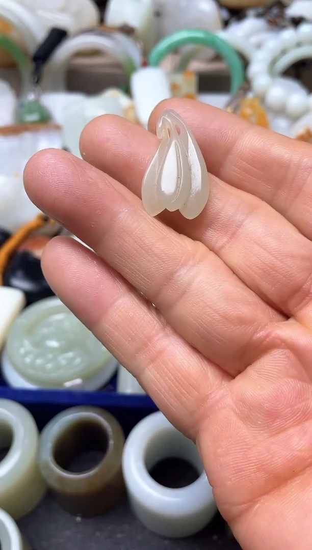 【闪购商品】和田玉挂件未镶嵌挂件