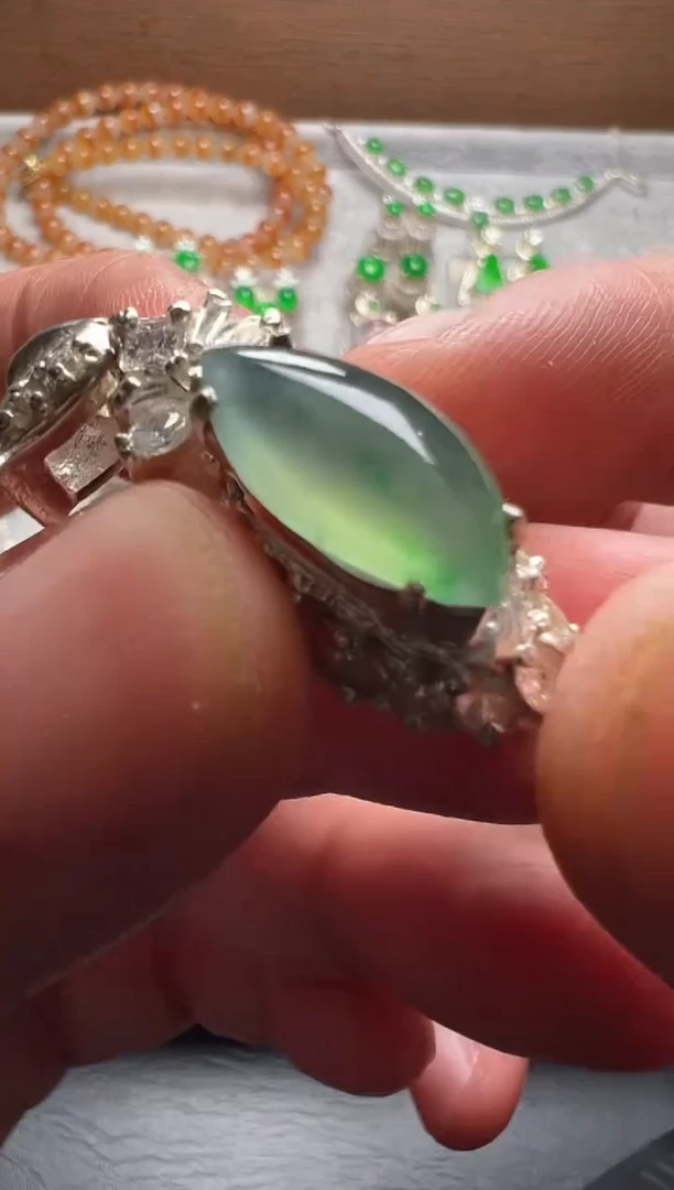 未镶嵌定制翡翠缅甸A货翡翠