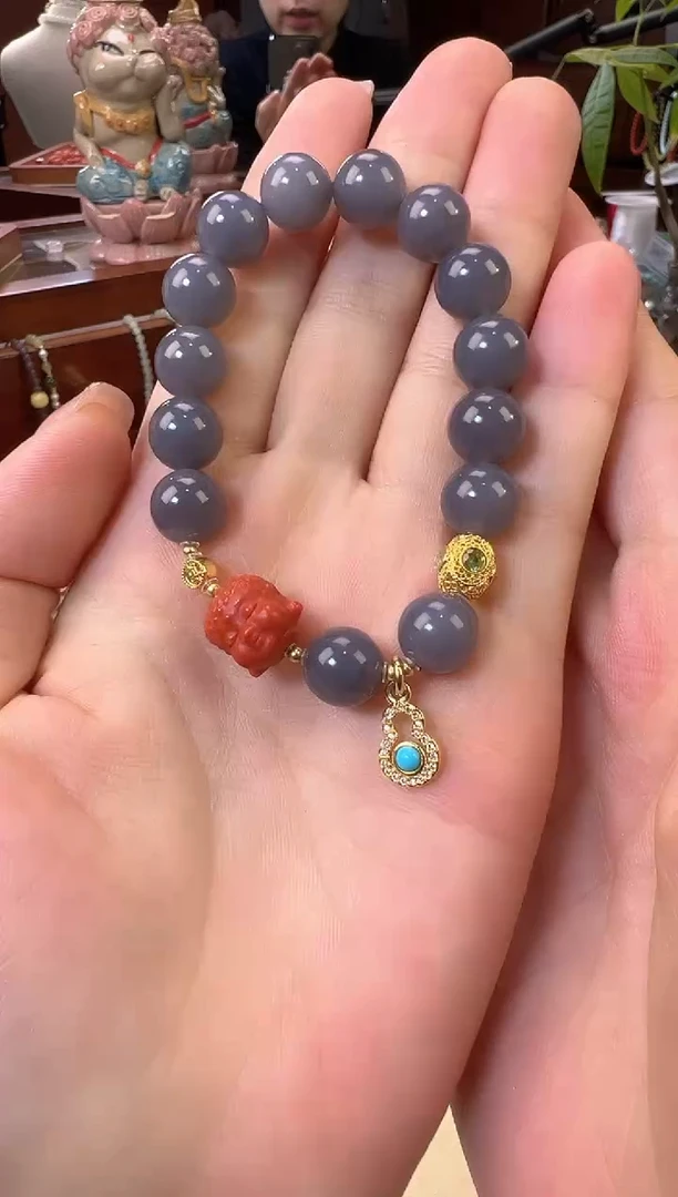 18K金镶嵌手串和田玉烟紫8mm