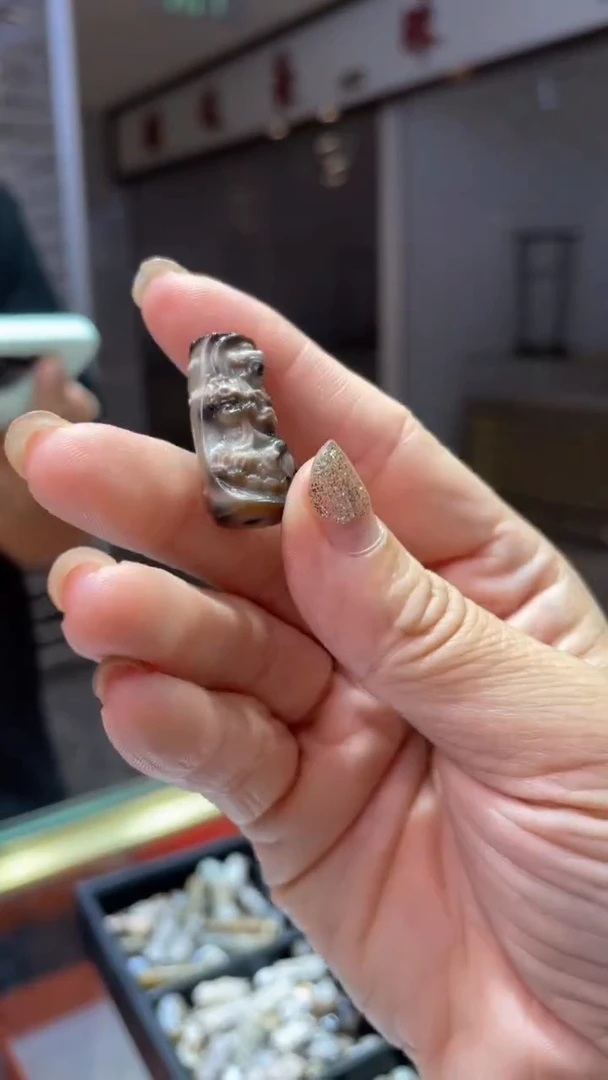 玛瑙/玉髓颈饰未镶嵌159珠改饰品