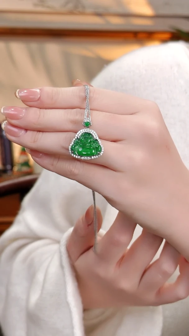 颈饰银S925镶嵌翡翠a****?国风