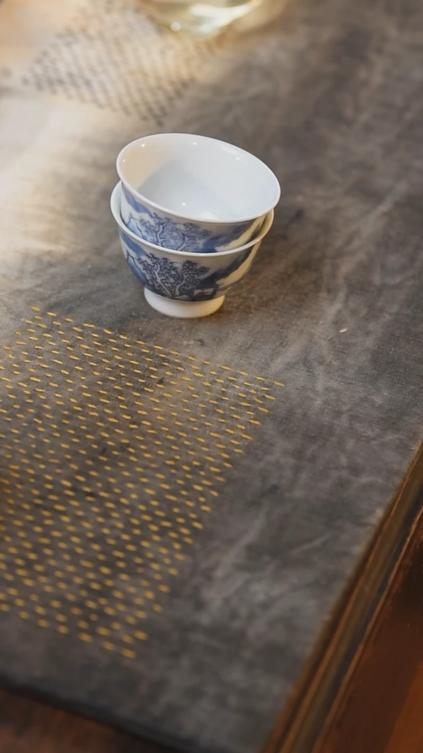 甜**记祥云青花回流品茗杯