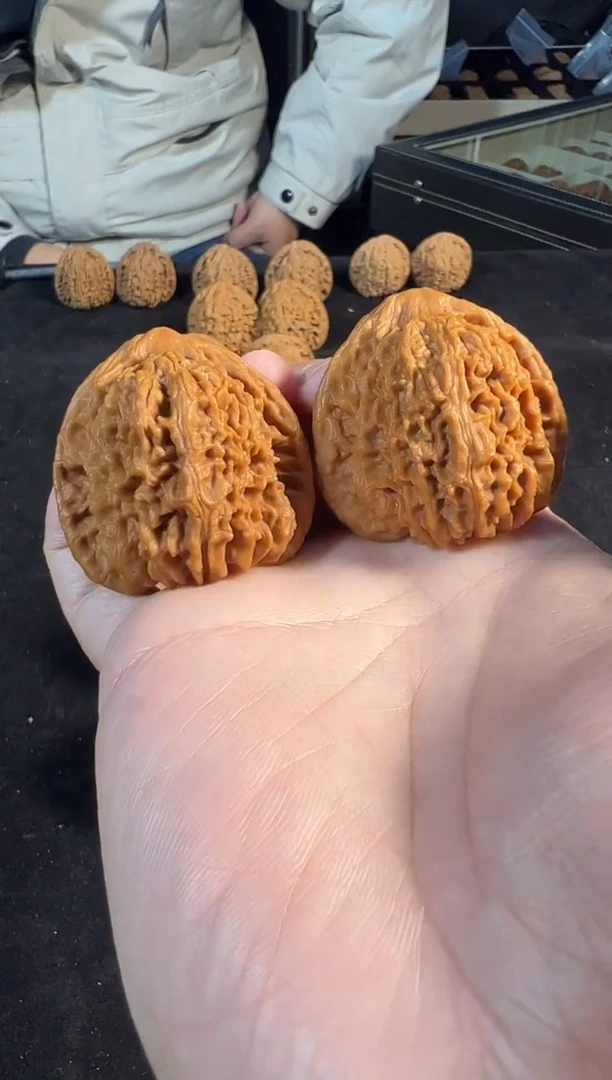 把件核桃K*k南疆石