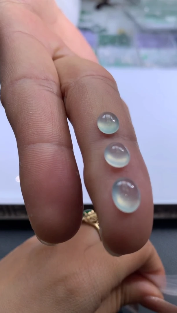 【闪购商品】定制翡翠未镶嵌翡翠