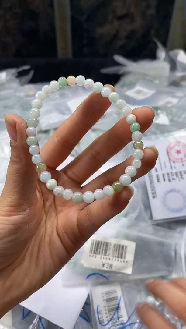 未镶嵌定制翡翠天然缅甸A货翡翠，拍一发一