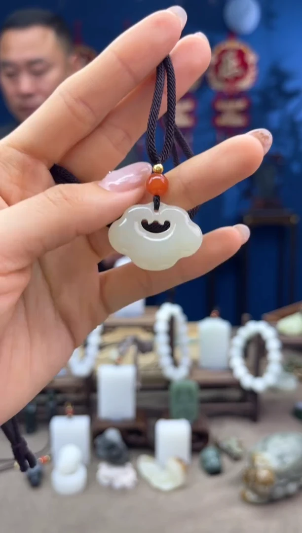 【闪购商品】和田玉颈饰未镶嵌1