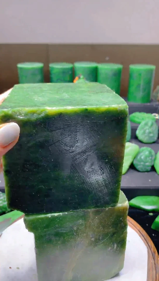 未镶嵌和田玉珠宝半成品1