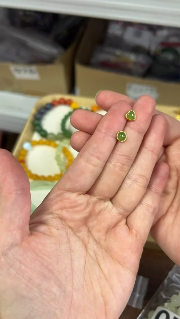 银S925镶嵌和田玉耳饰和田玉碧玉爱心银镶嵌耳钉[0810]