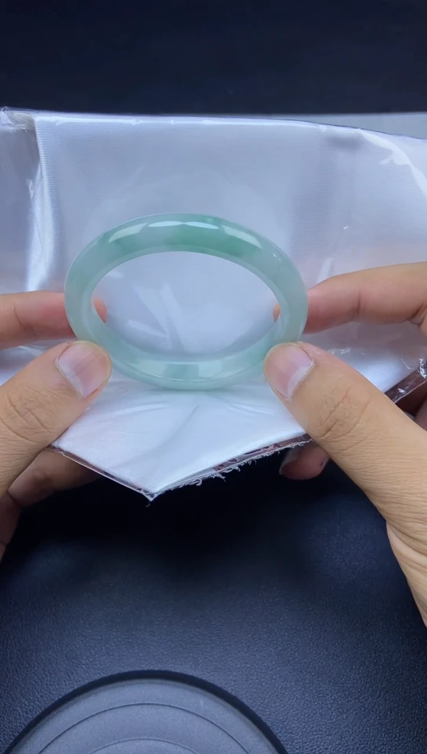 【闪购商品】S15天然缅A手镯56圈口未镶嵌