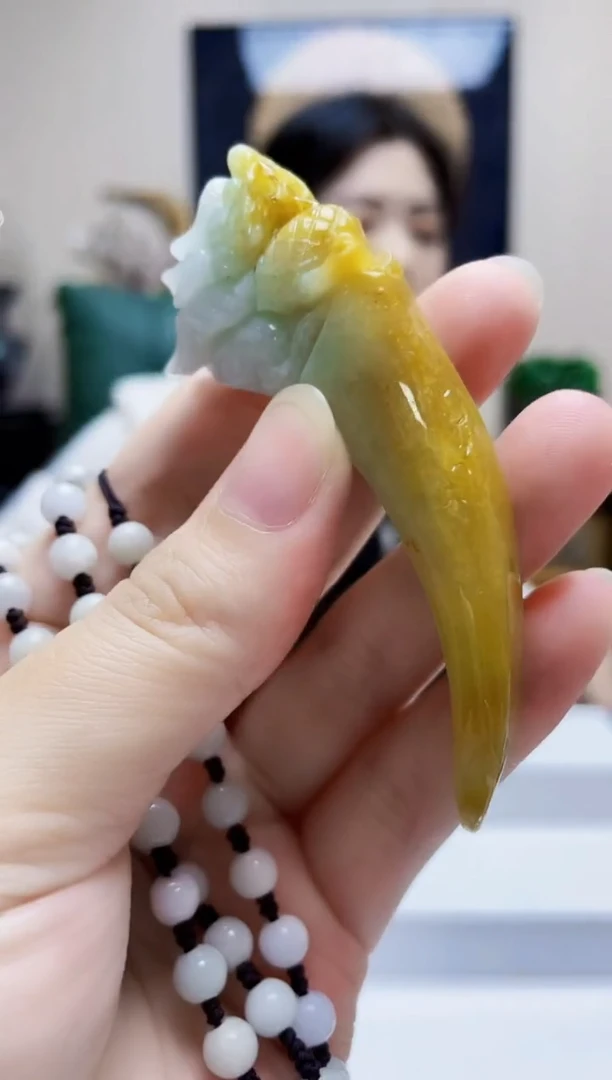 未镶嵌定制翡翠吊坠70