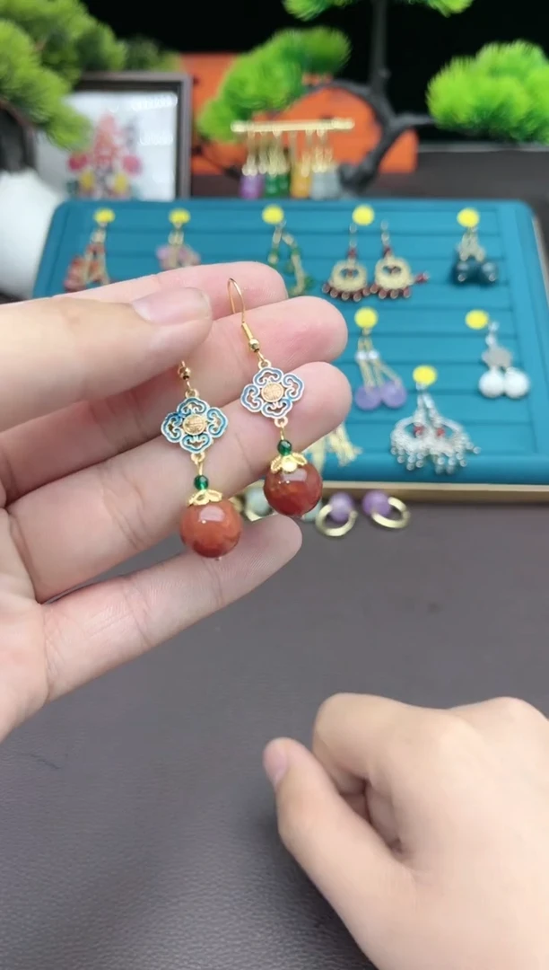 【闪购商品】玛瑙/玉髓耳钉银S925镶嵌223000