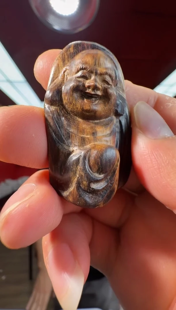 沉香吊坠q44富国岛多样性发一