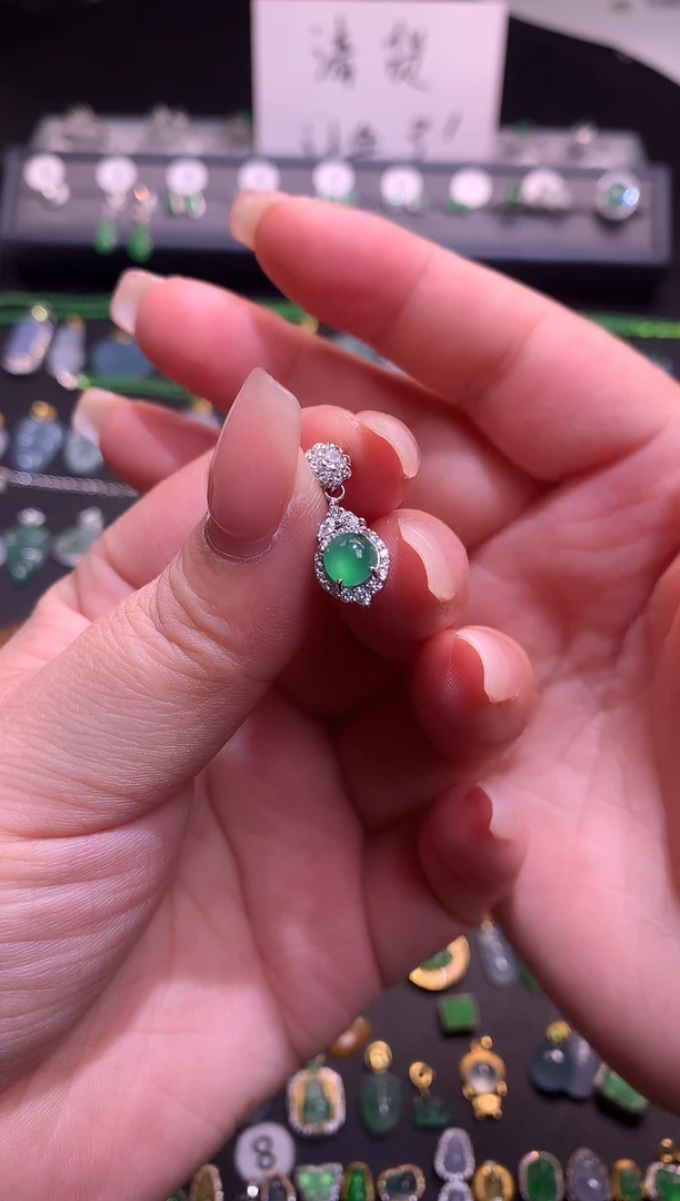 【闪购商品】翡翠吊坠(不含链)银S925镶嵌1