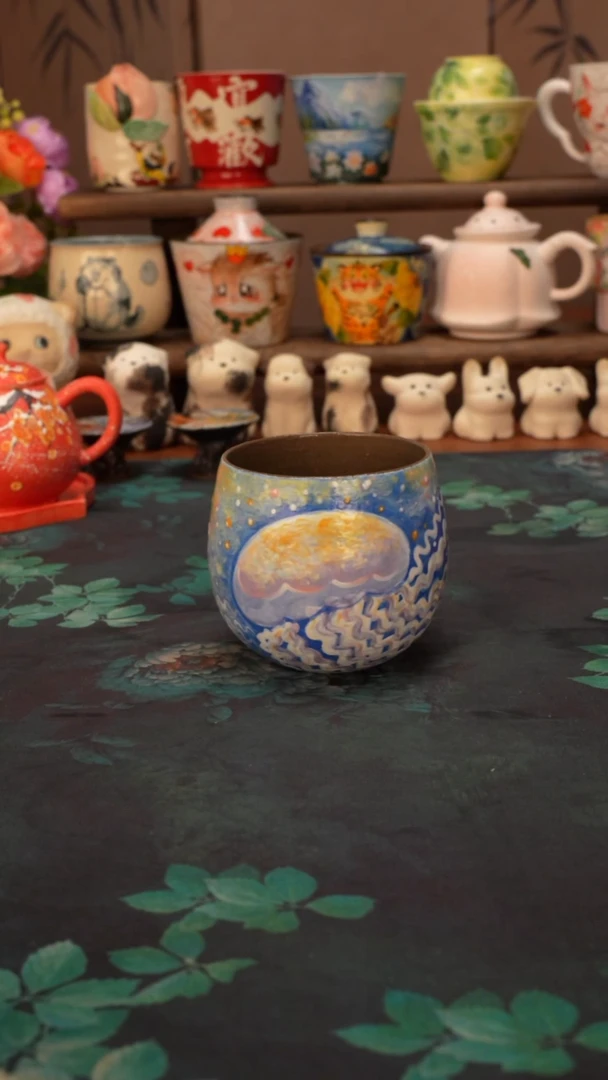 石一 炫彩水母手握杯