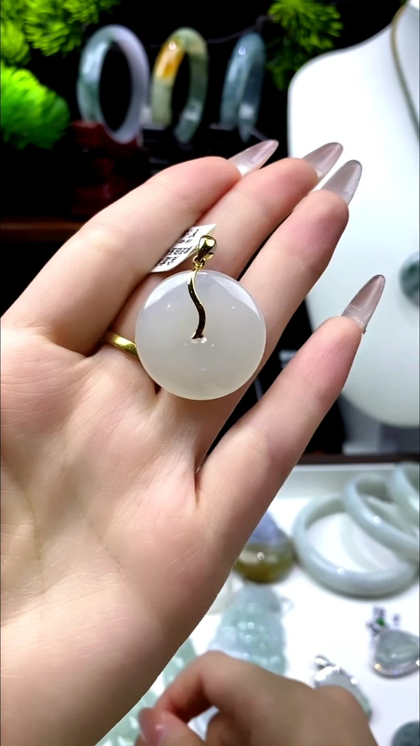 颈饰18K金镶嵌和田玉【新人福利】新疆天然和田玉平安扣吊坠百搭款