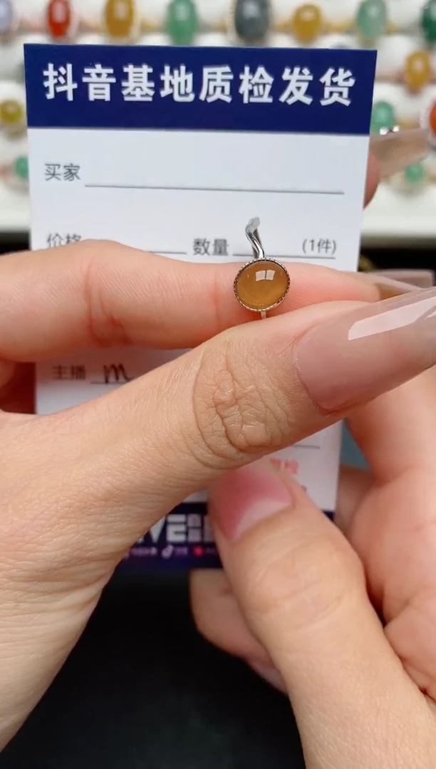 【闪购商品】翡翠戒指银S925镶嵌.........
